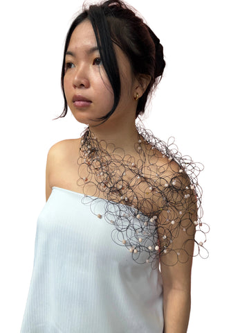 Artful Web Necklace Cream
