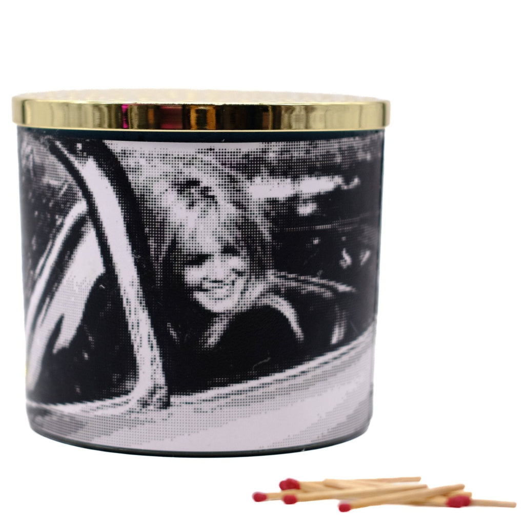 Frivoli T Icon Candle - Bridget in Car