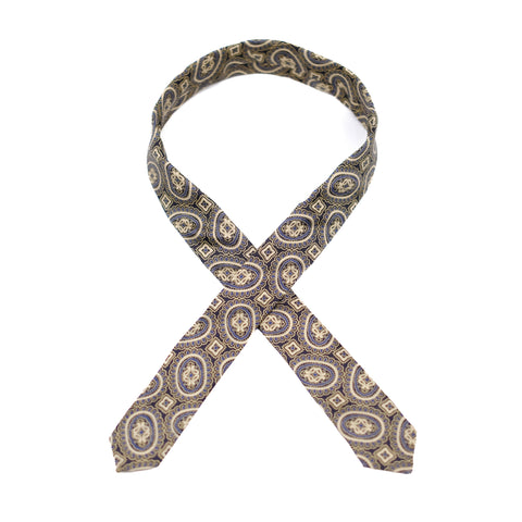 Mini Medallion Tie