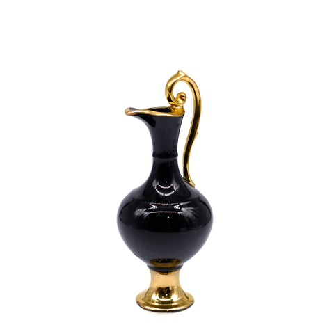 Genie Pitcher