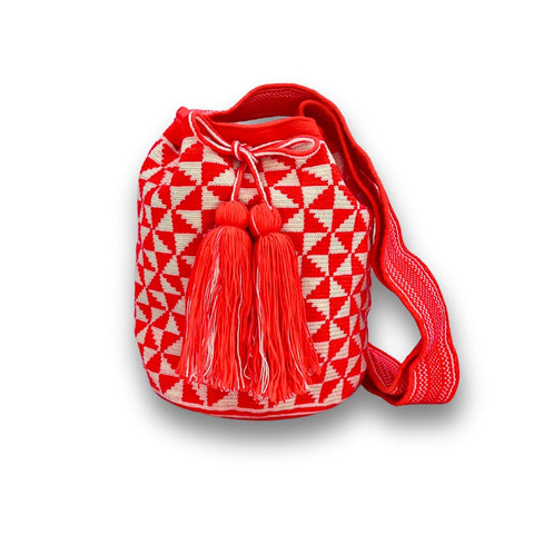 Red And White Triangles Essential Medium Bucket
