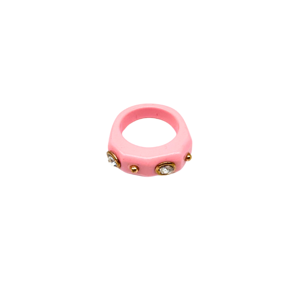 Vintage Acrylic Ring Rose